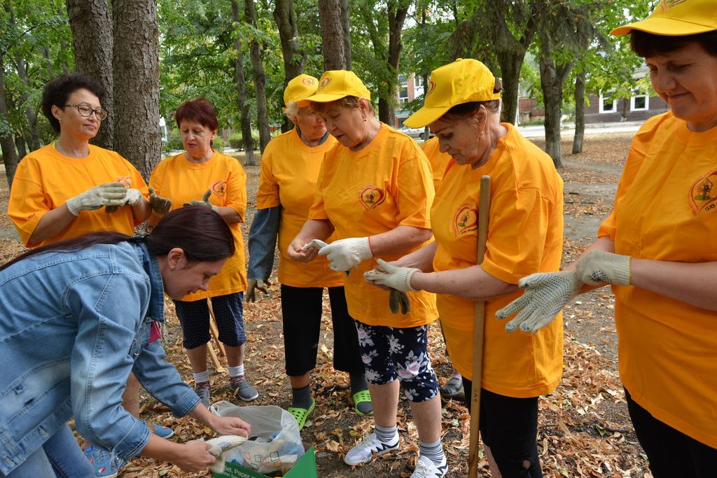 Эко волонтер. Экологическое волонтерство. Волонтерство экология. Серебряные волонтеры. Добровольцы экологи.